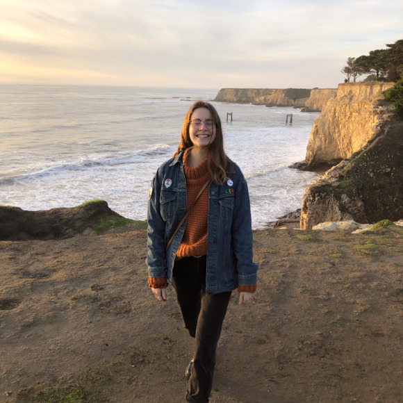 Meet your Posher, Chessa - Picture 1 of 1